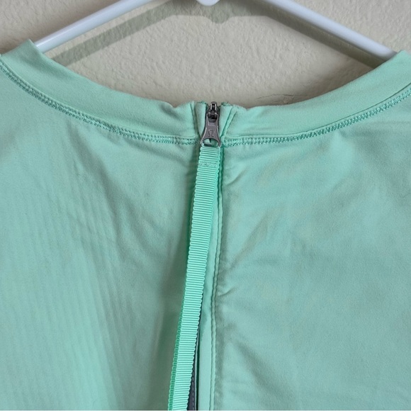 Lululemon Run: Warm Up Crew - Picture 10 of 10